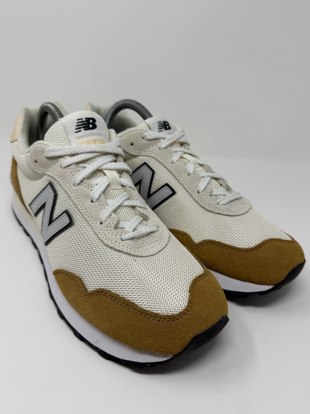 New Balance 515 Men’s Cream and Brown Sneakers Sz.8.5